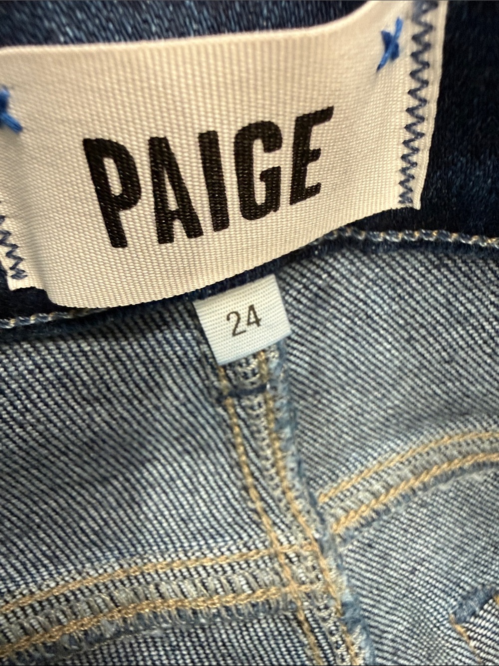 PAIGE Cindy Raw Hem Jeans - Picture 14 of 16